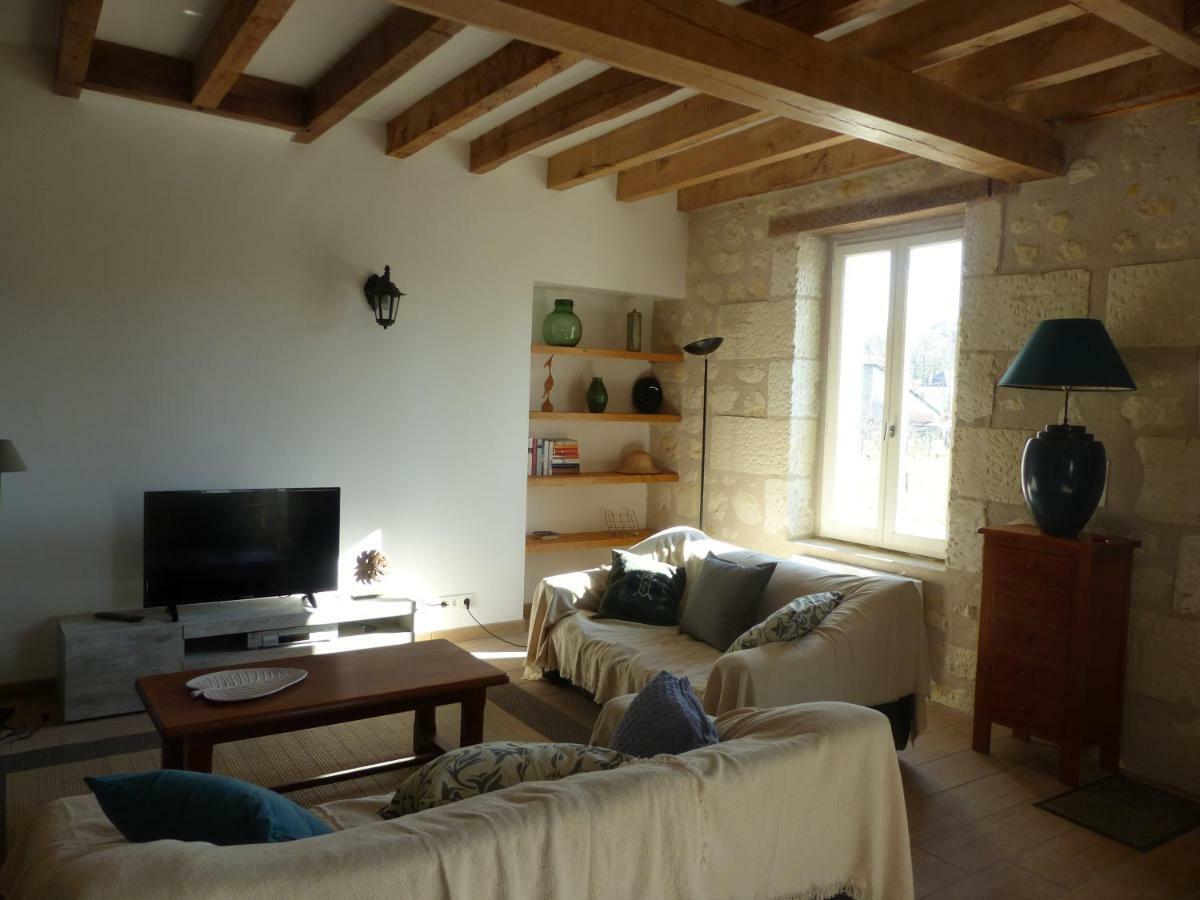 La Maison De Joelle Chateauvieux  Luaran gambar